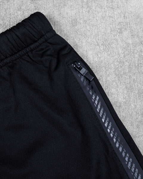 SQUATTING SHORTS – MOTORS / BLACK