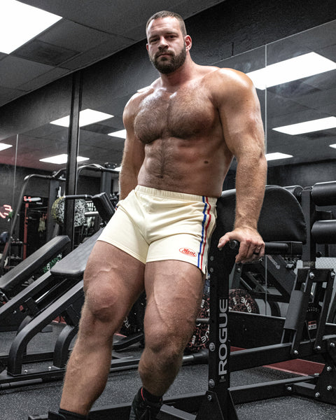 SQUATTING SHORTS – ATHLETIC / BEIGE WHITE