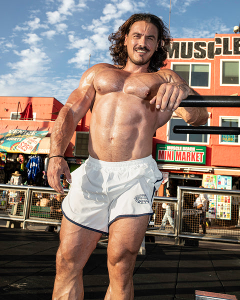 LIFTING SHORTS – WORLD / WHITE
