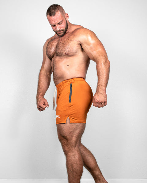 SQUATTING SHORTS – RETRO / AMBER ORANGE