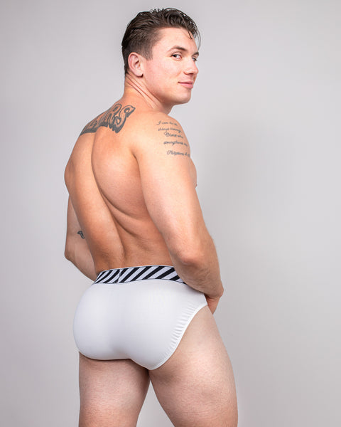 PERFORMANCE BRIEF – OFFSHORE / WHITE