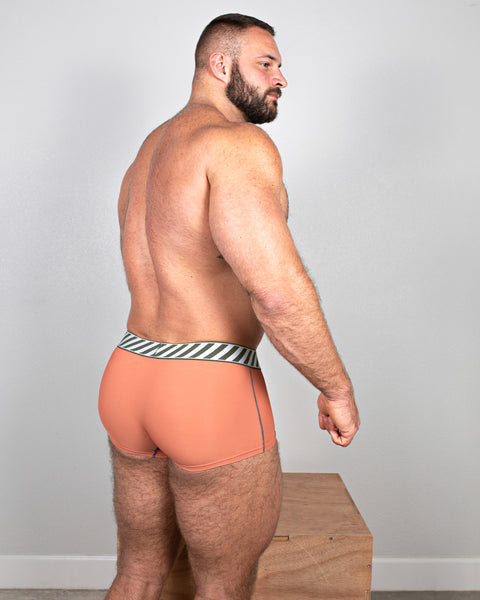 SPORTY PERFORMANCE TRUNK - RIBBED / TERRA RED